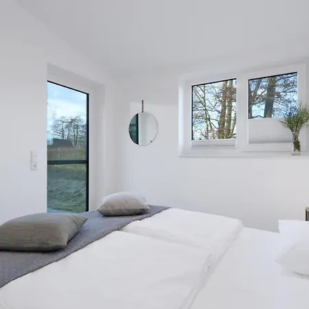 Amazing In Lembruch-duemmer With Kitchen * Lembruch