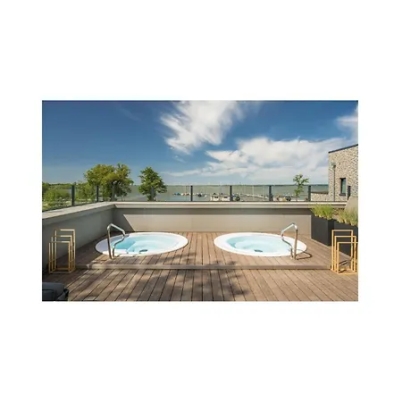 Amazing In Lembruch-duemmer With Kitchen Holiday home